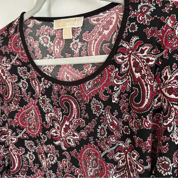 Michael Kors Black and Pink A-Line Dress with Bell Sleeves. - Picture 4 of 5